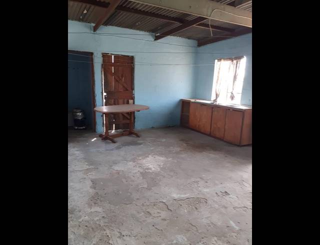 0 BEDROOM HOUSE FOR SALE IN THERONVILLE